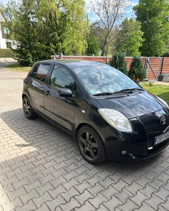 Toyota Yaris cena 16900 przebieg: 141000, rok produkcji 2006 z Wałbrzych małe 29